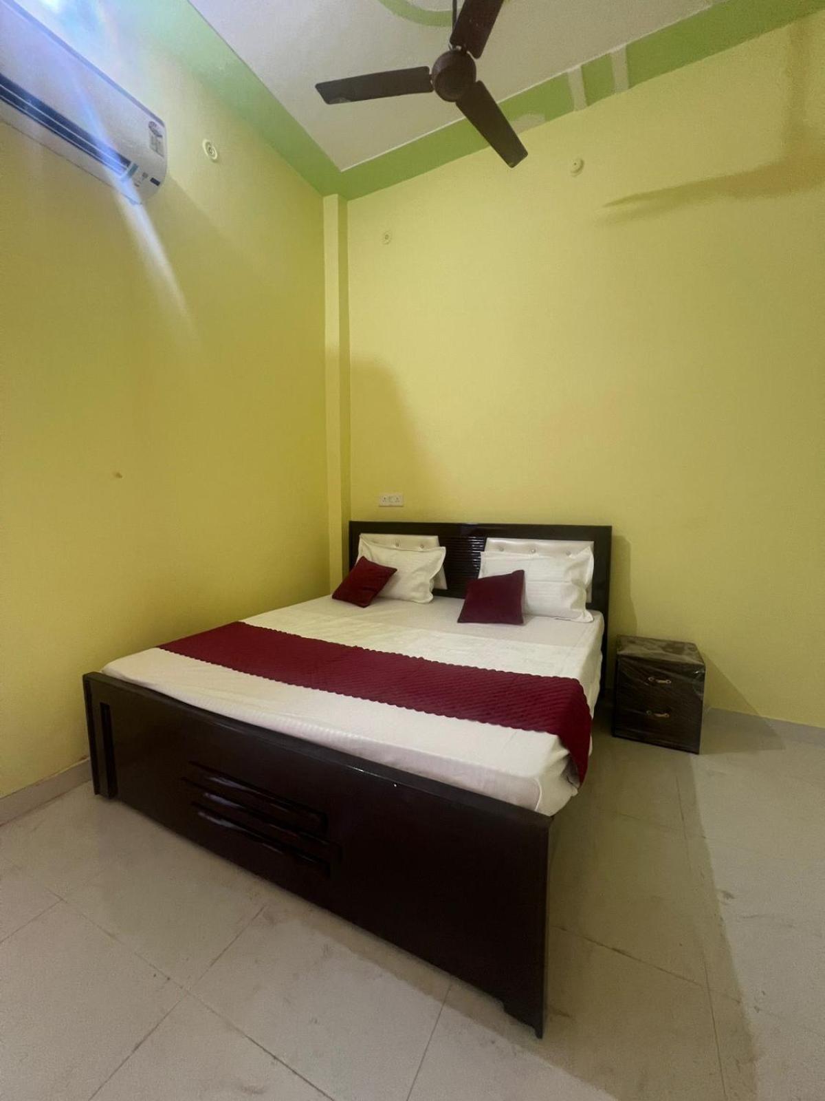 Hotel Vijay Palace Ayodhya Luaran gambar
